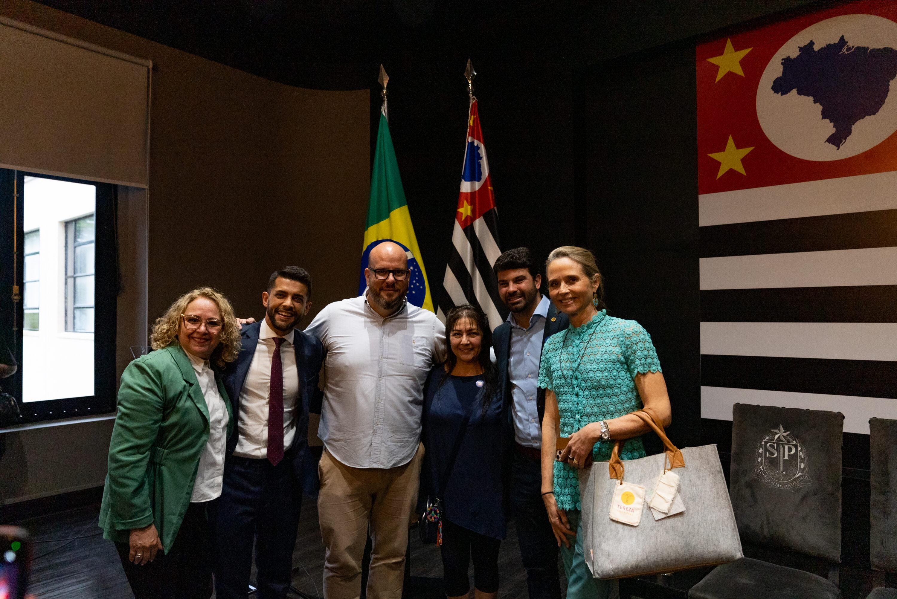 A presidente do Instituto Humanitas360, Patrícia Villela Marino, compareceu à sanção do Projeto de Lei no Palácio dos Bandeirantes