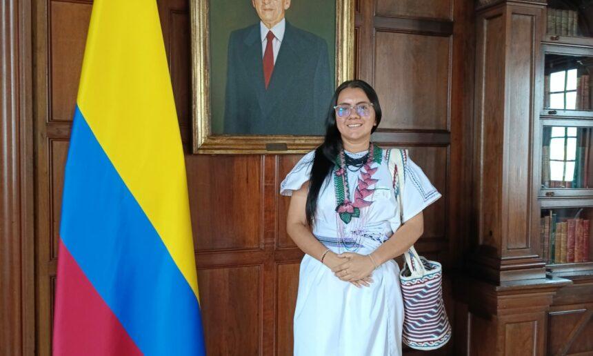 Líder indígena apoyada por H360, Alejandra Izquierdo asume cargo en Cancillería de Colombia