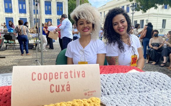 Cuxá Cooperative members working at the Maranhão Public Defender’s Office fair
